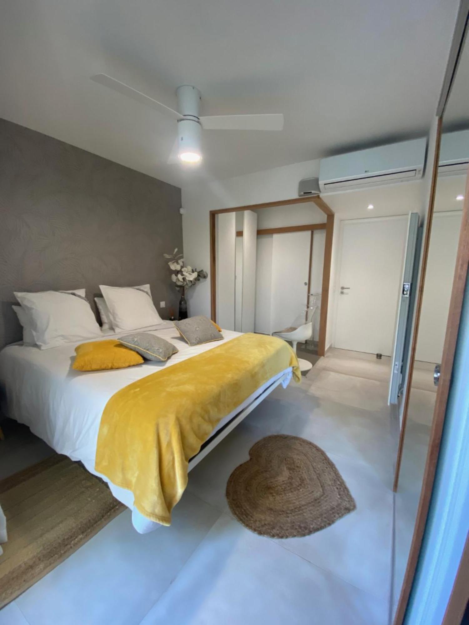Casa Felicia Apartment Bonifacio  Bagian luar foto